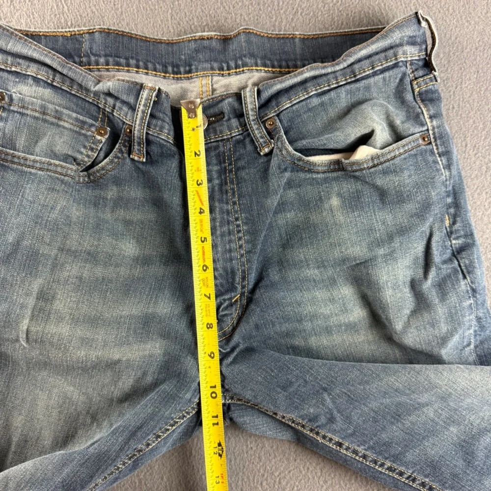 Levis item good